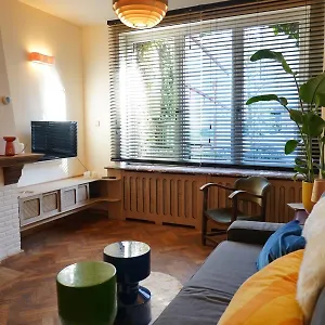 https://apt-in-center-of-ostende-20min-from-bruges.hotelsghent.com